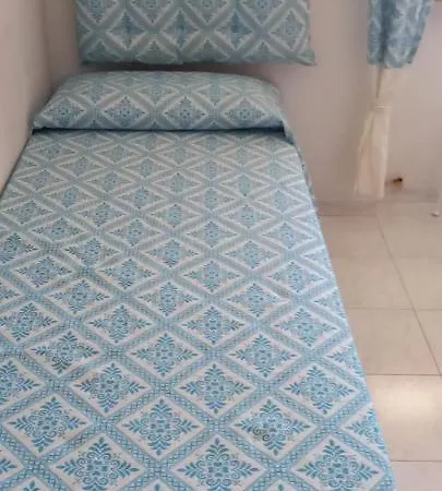 Stefanie アルゲーロ